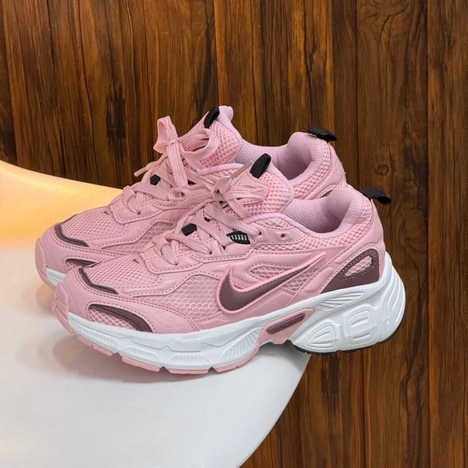 NIKE CUSHLON