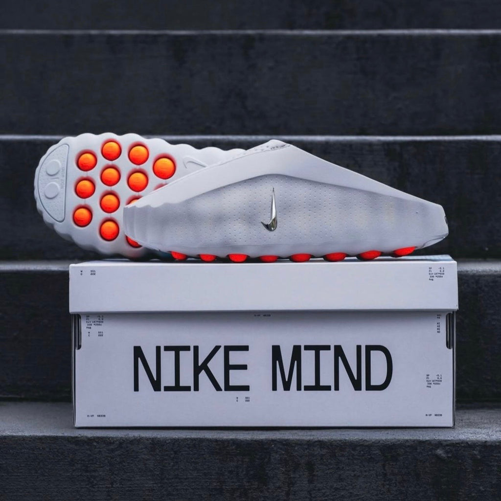 NIKE MIND 001