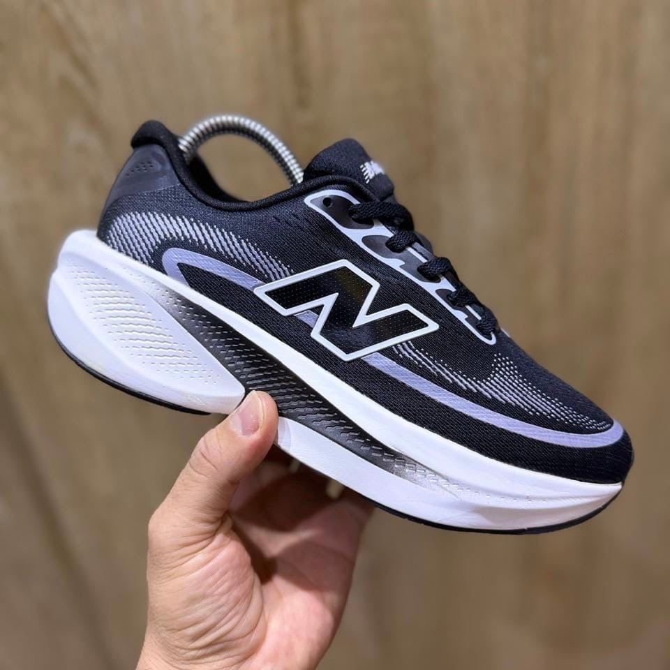 NEW BALANCE ELLIPSE