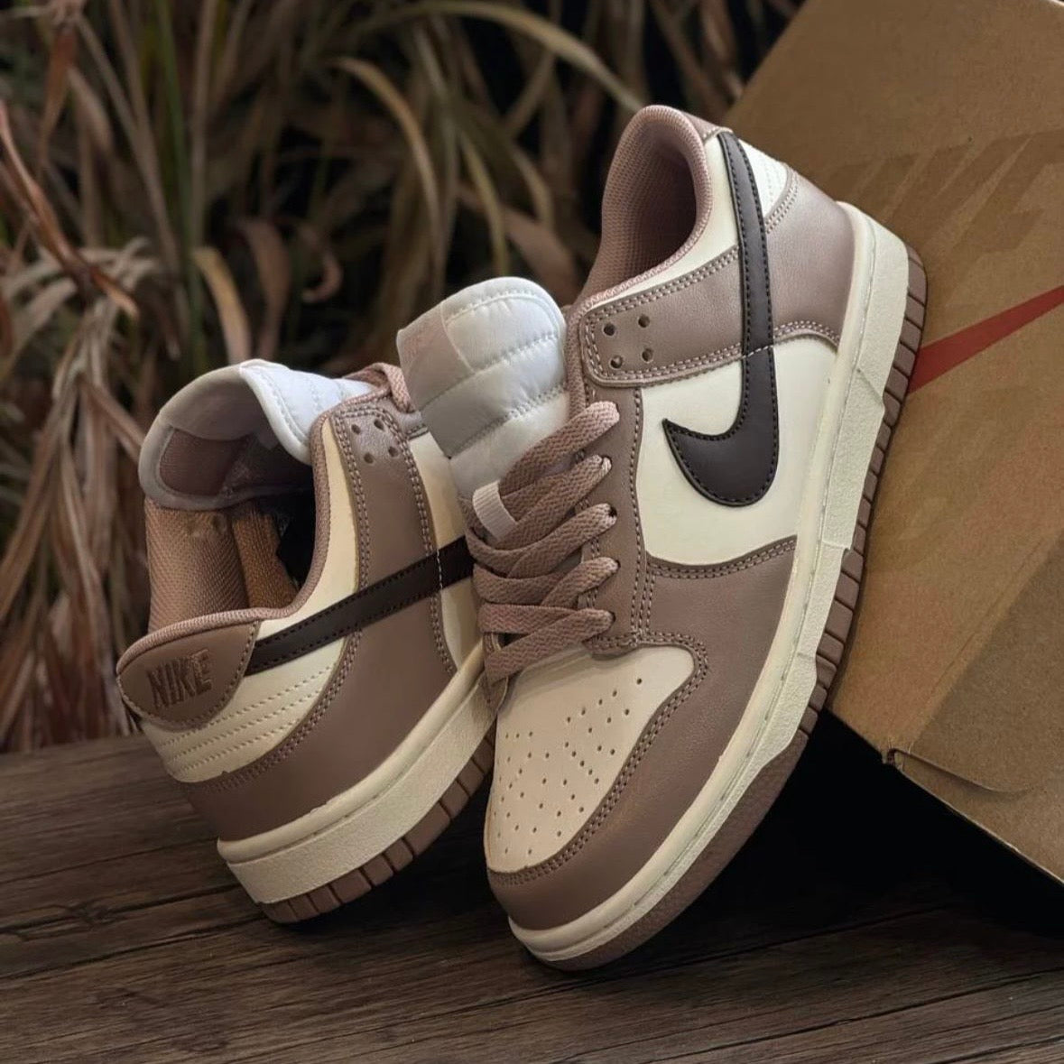 NIKE SB DUNK - BROWN