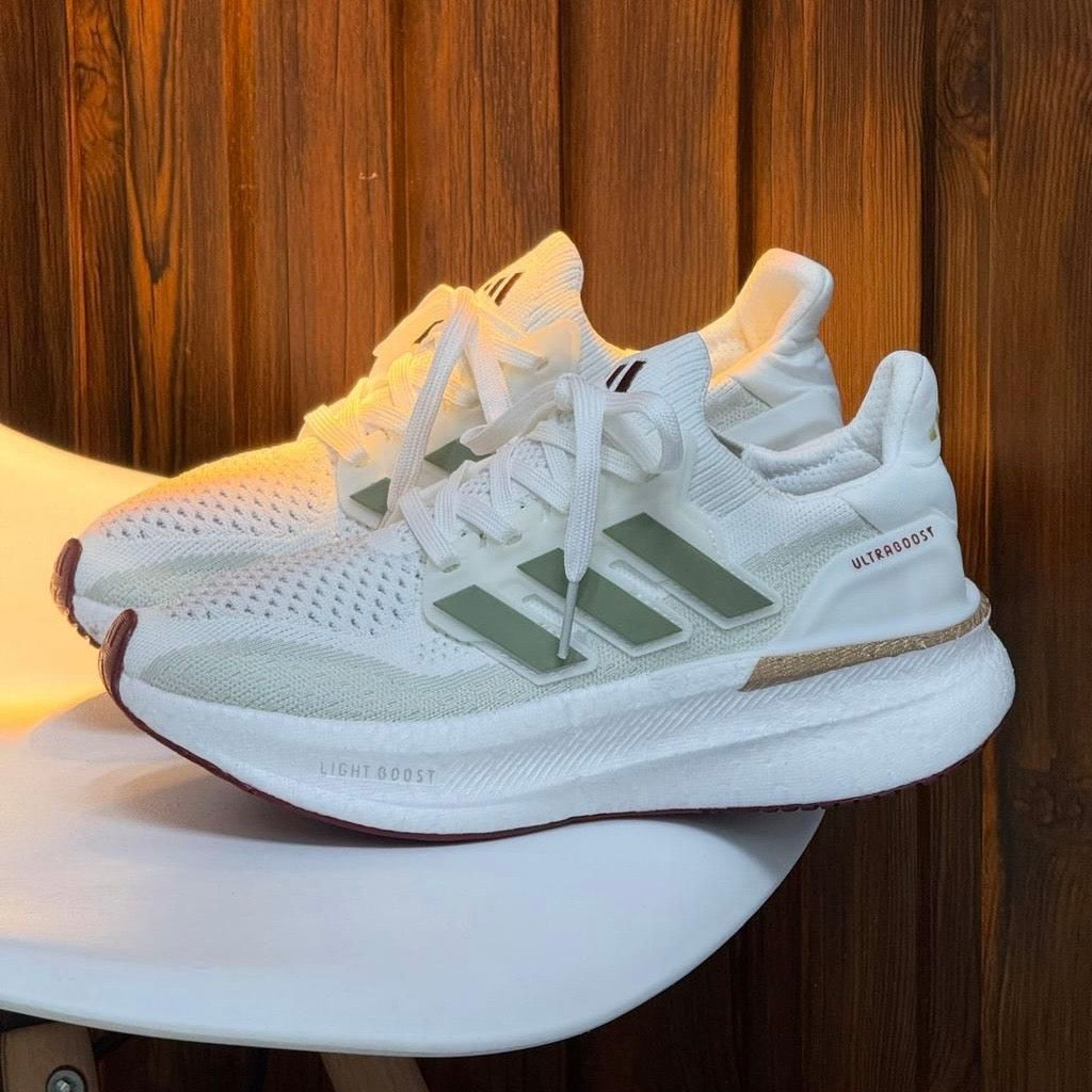 ADIDAS ULTRABOST - DAMA