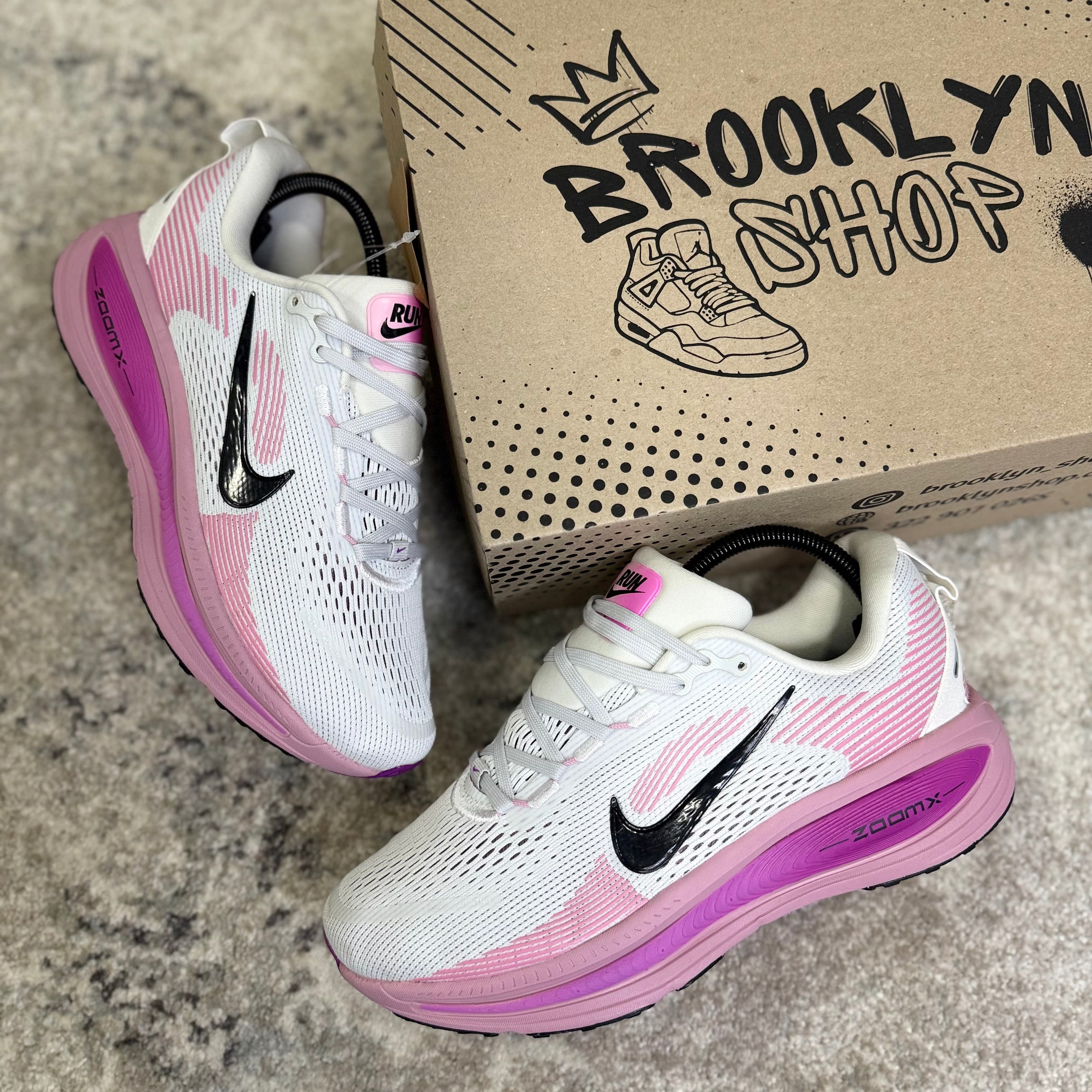 NIKE VOMERO 18 - FUCSIA