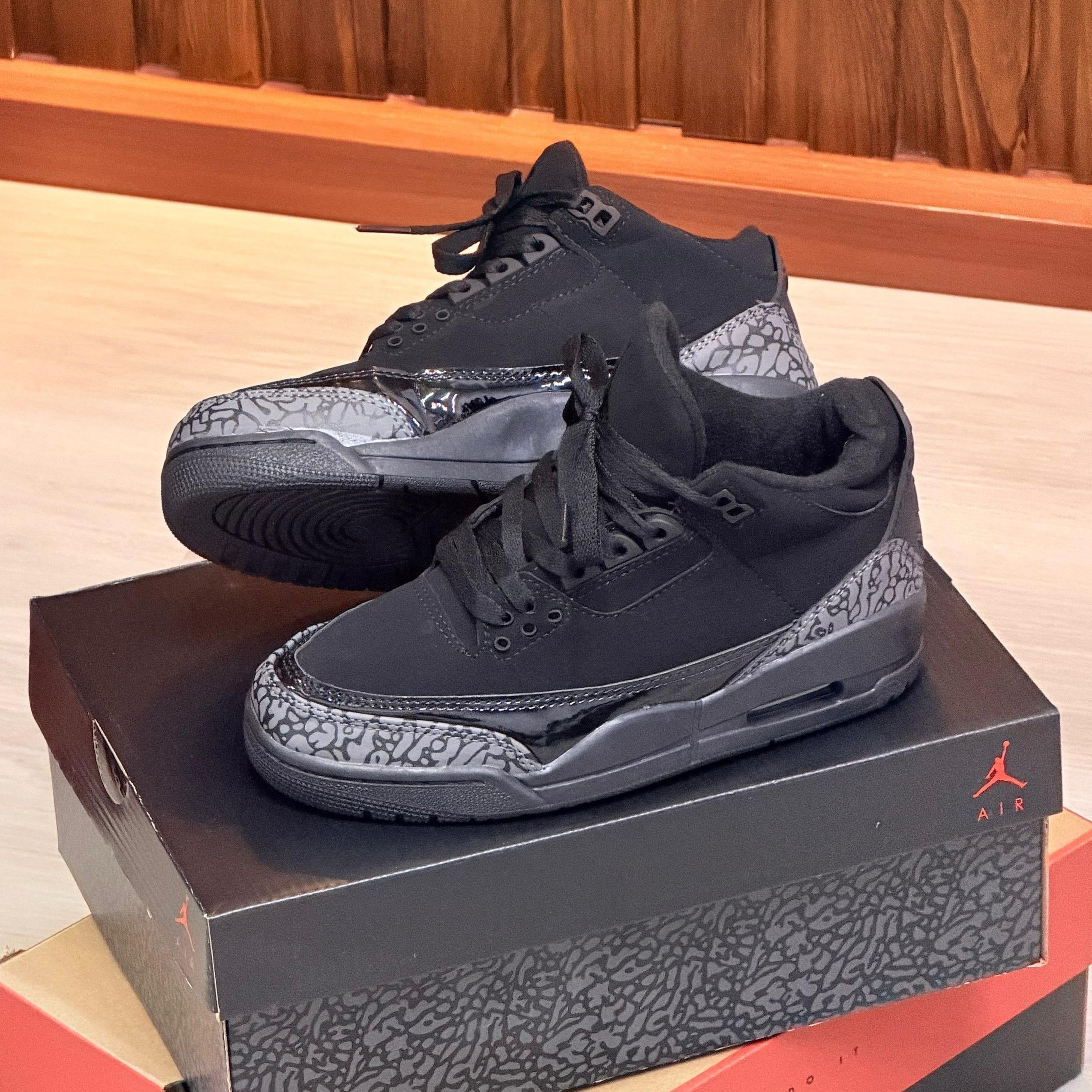 JORDAN AIR RETRO 3 - BLACK KAT