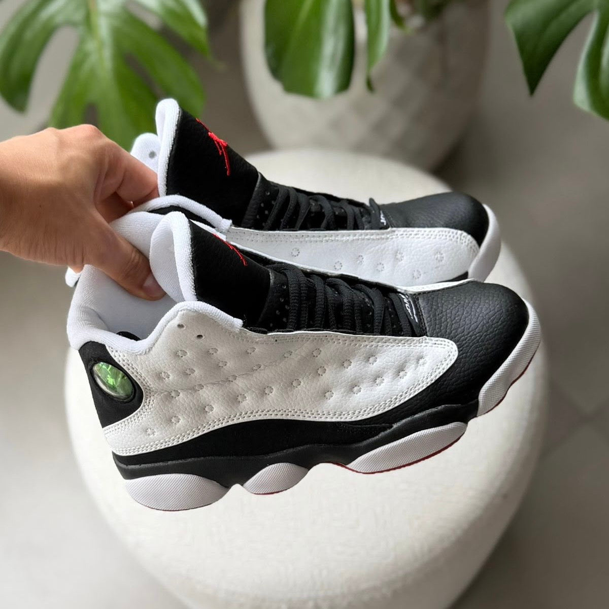 AIR JORDAN RETRO 13