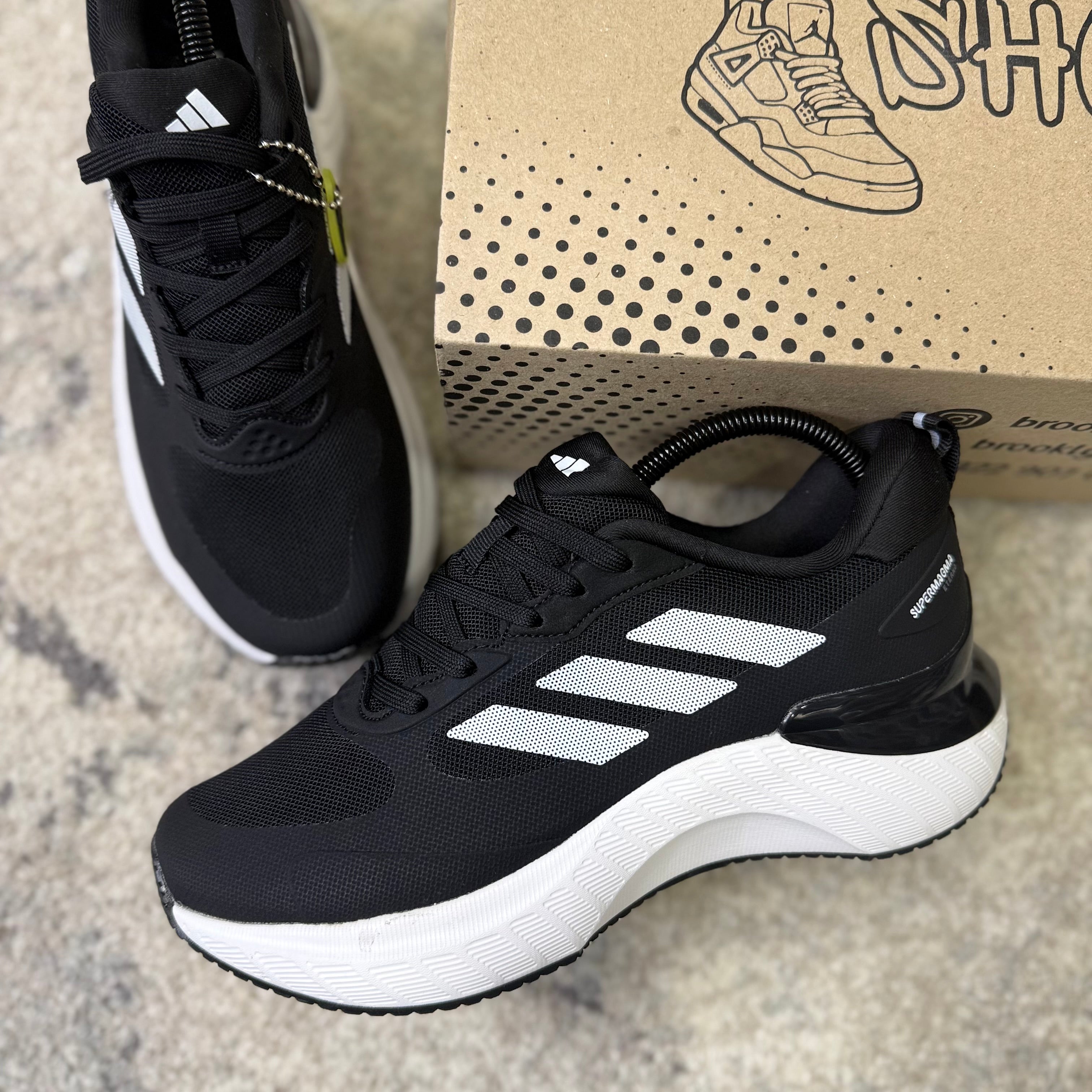ADIDAS SUPERMAGNA