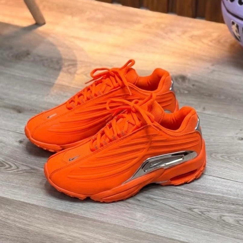 NIKE NOCTA HOT SPEED