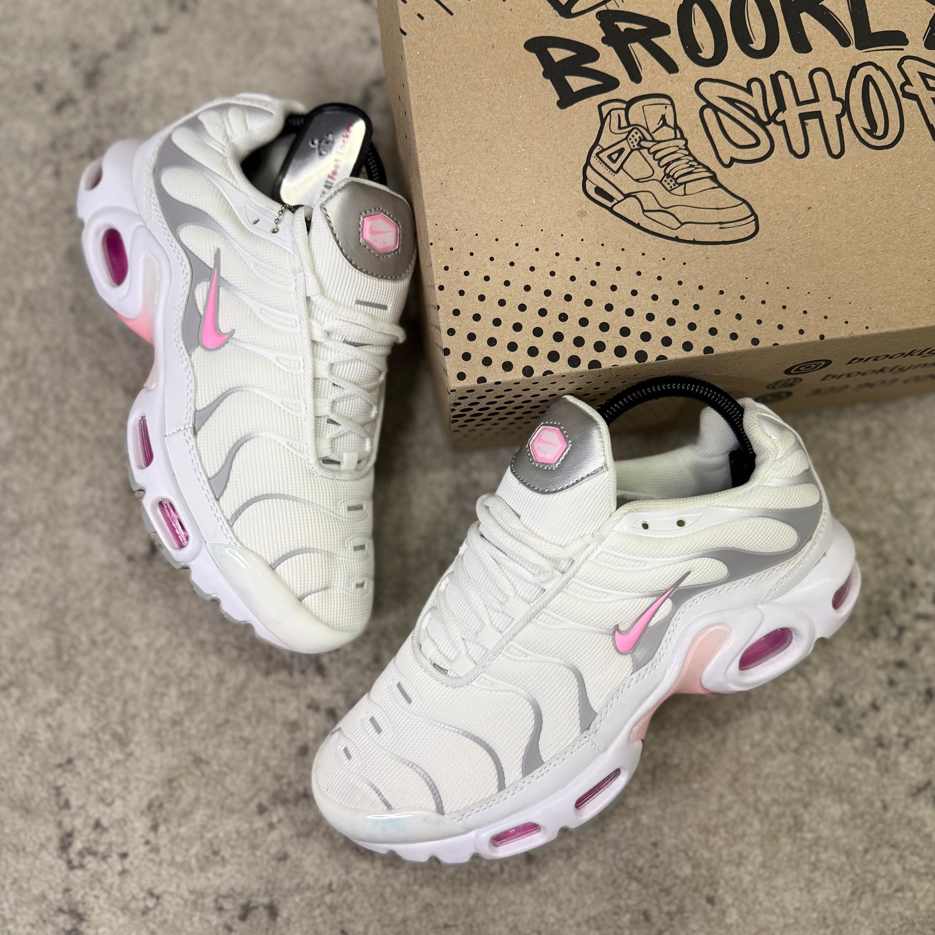 NIKE TN - PINK RISE