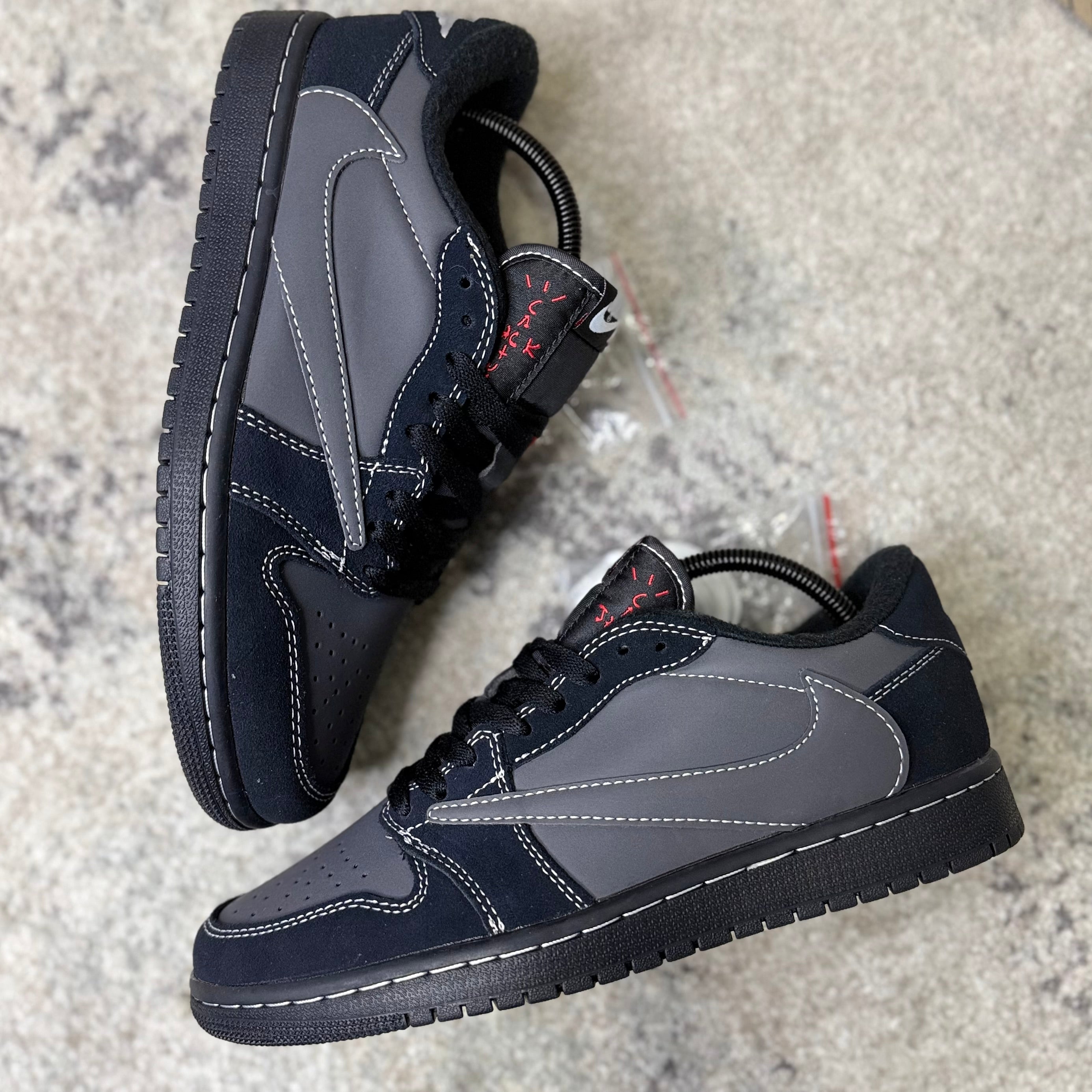 AIR JORDAN 1 LOW - TRAVIS SCOTT BLACK