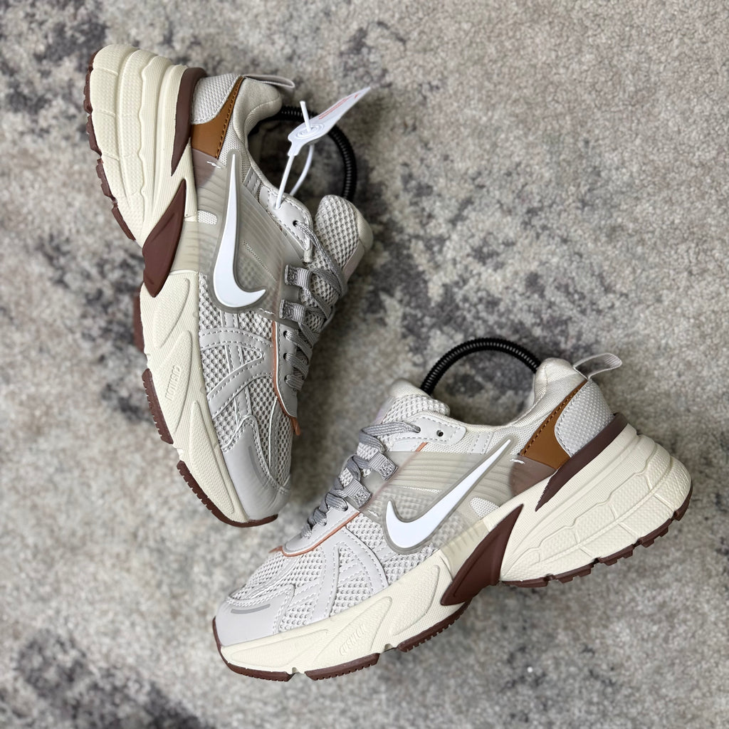NIKE V2K RUN