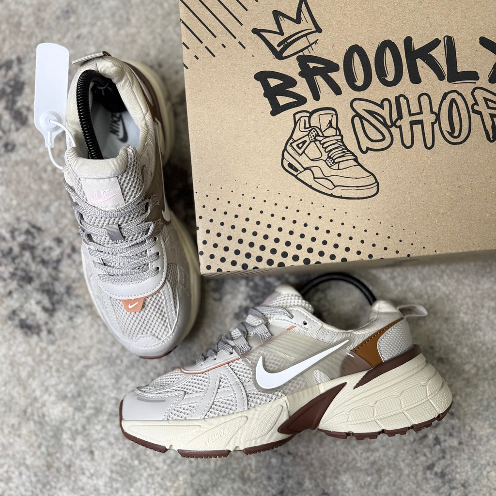 NIKE V2K RUN