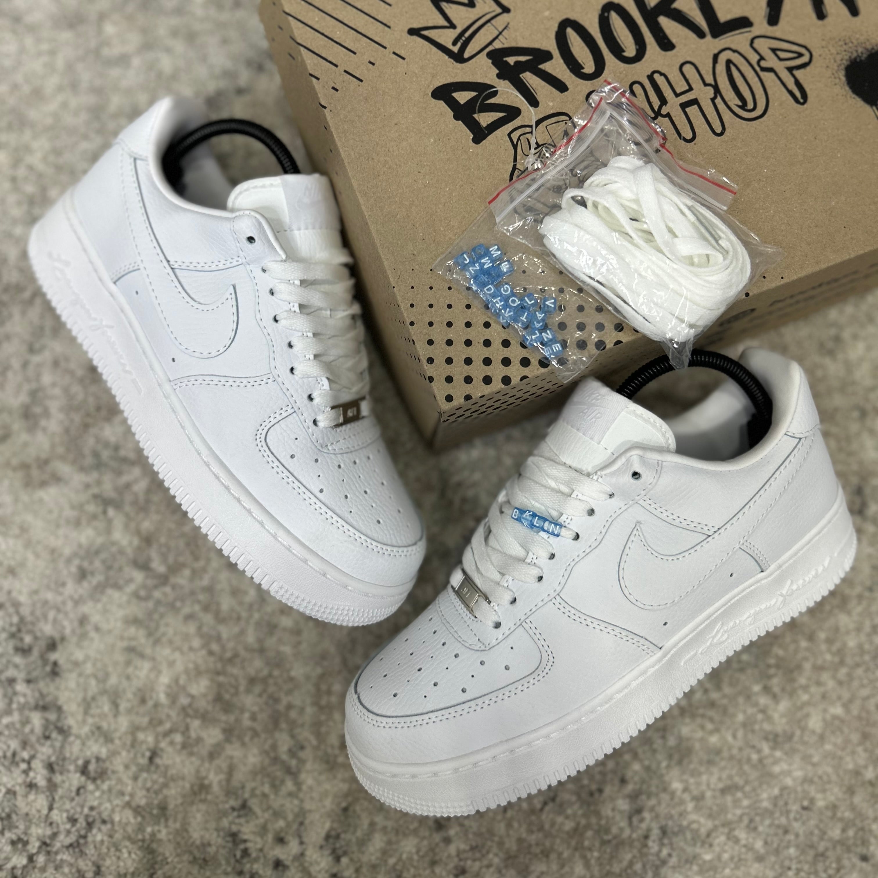 NIKE AIR FORCE 1 - DRAKE LOVER BOY