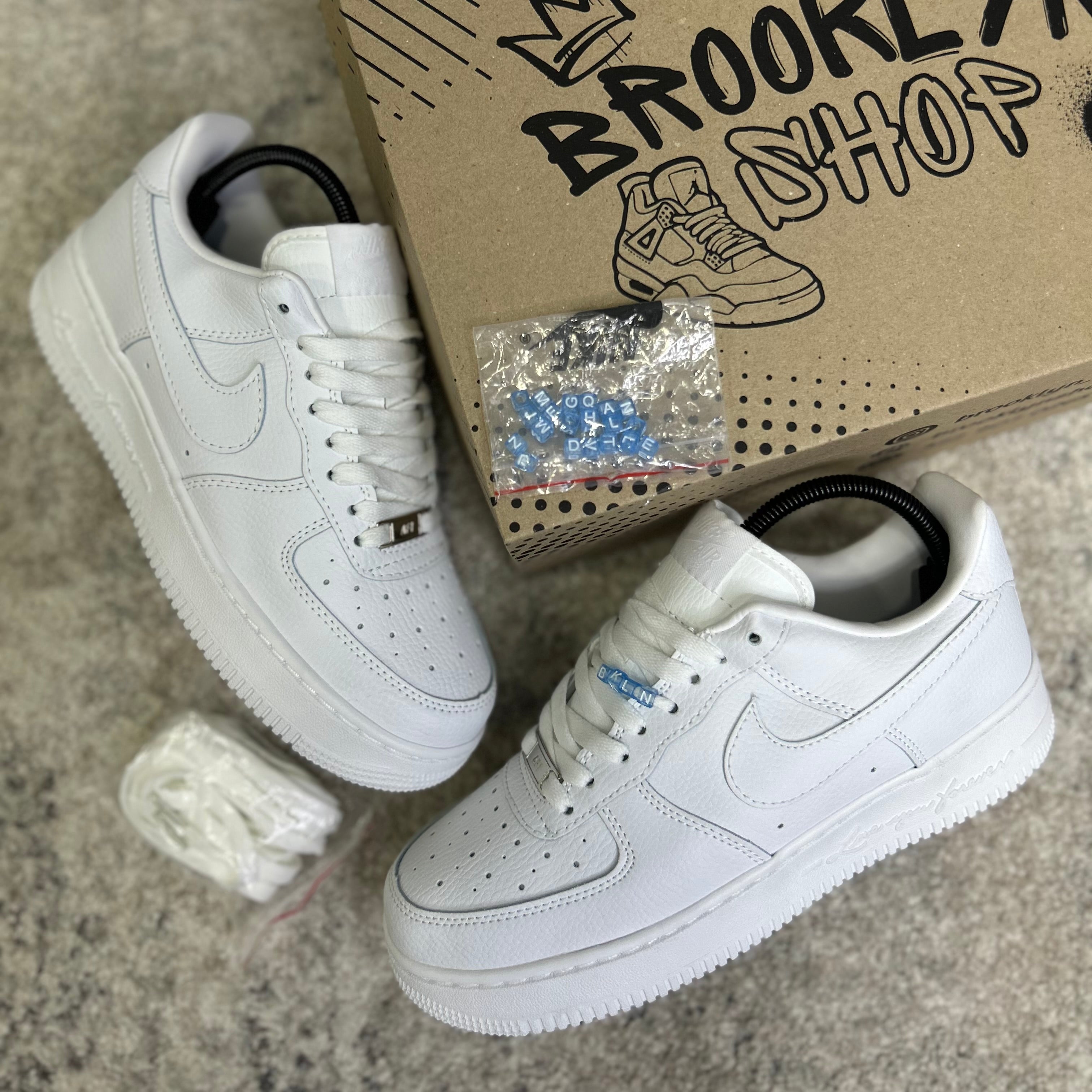 NIKE AIR FORCE 1 - DRAKE LOVER BOY
