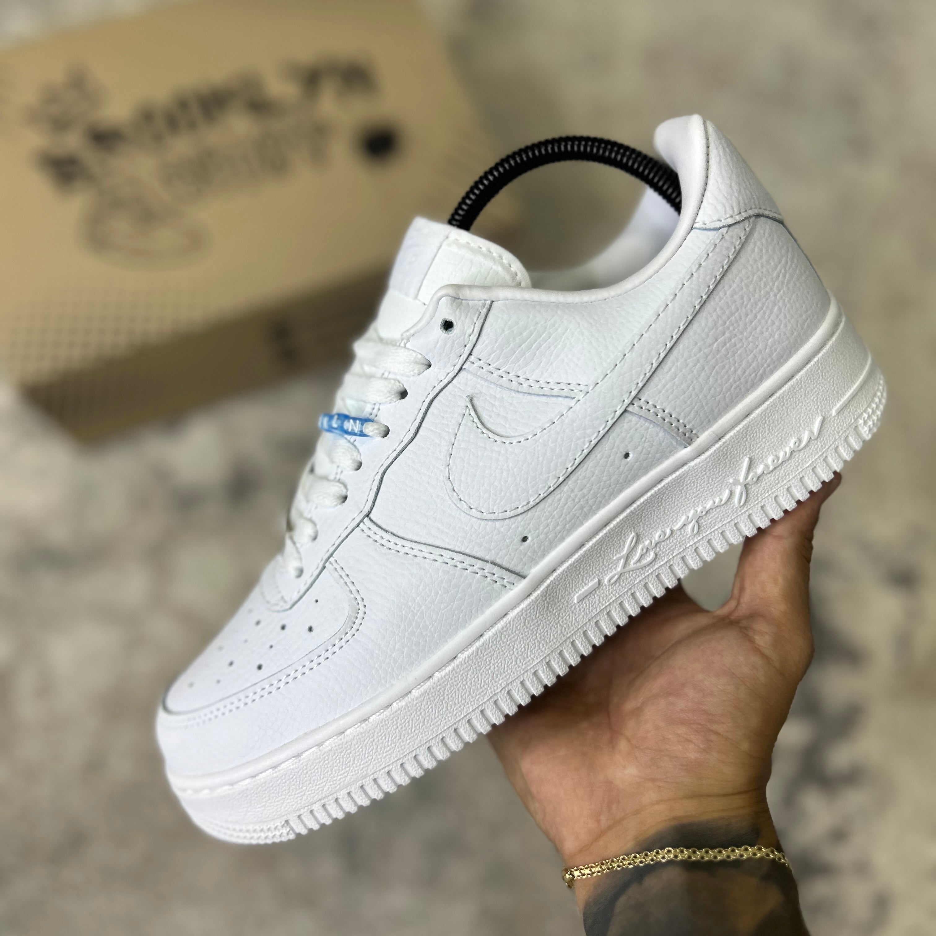 NIKE AIR FORCE 1 - DRAKE LOVER BOY