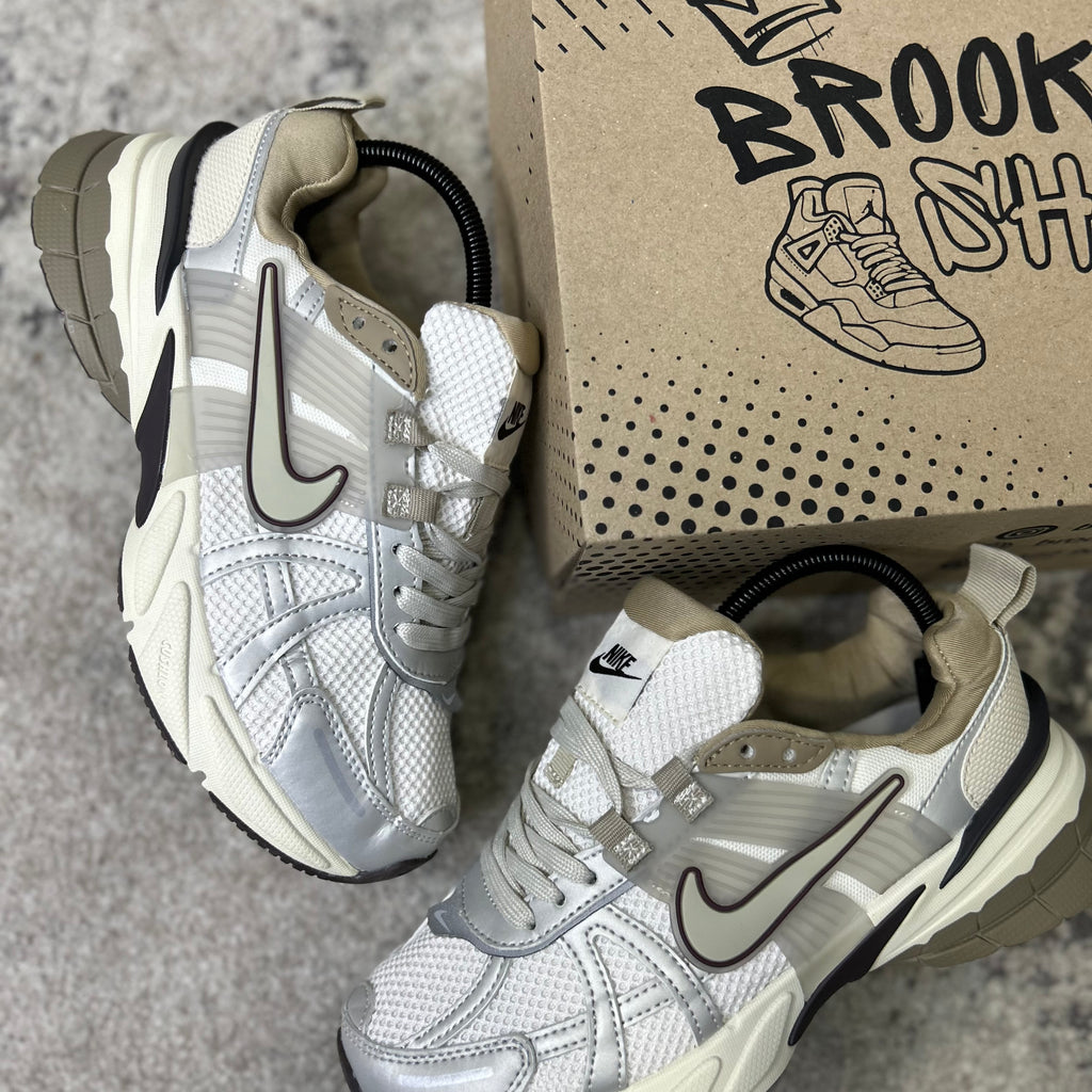 NIKE V2K RUN - BEIGE (AAA)