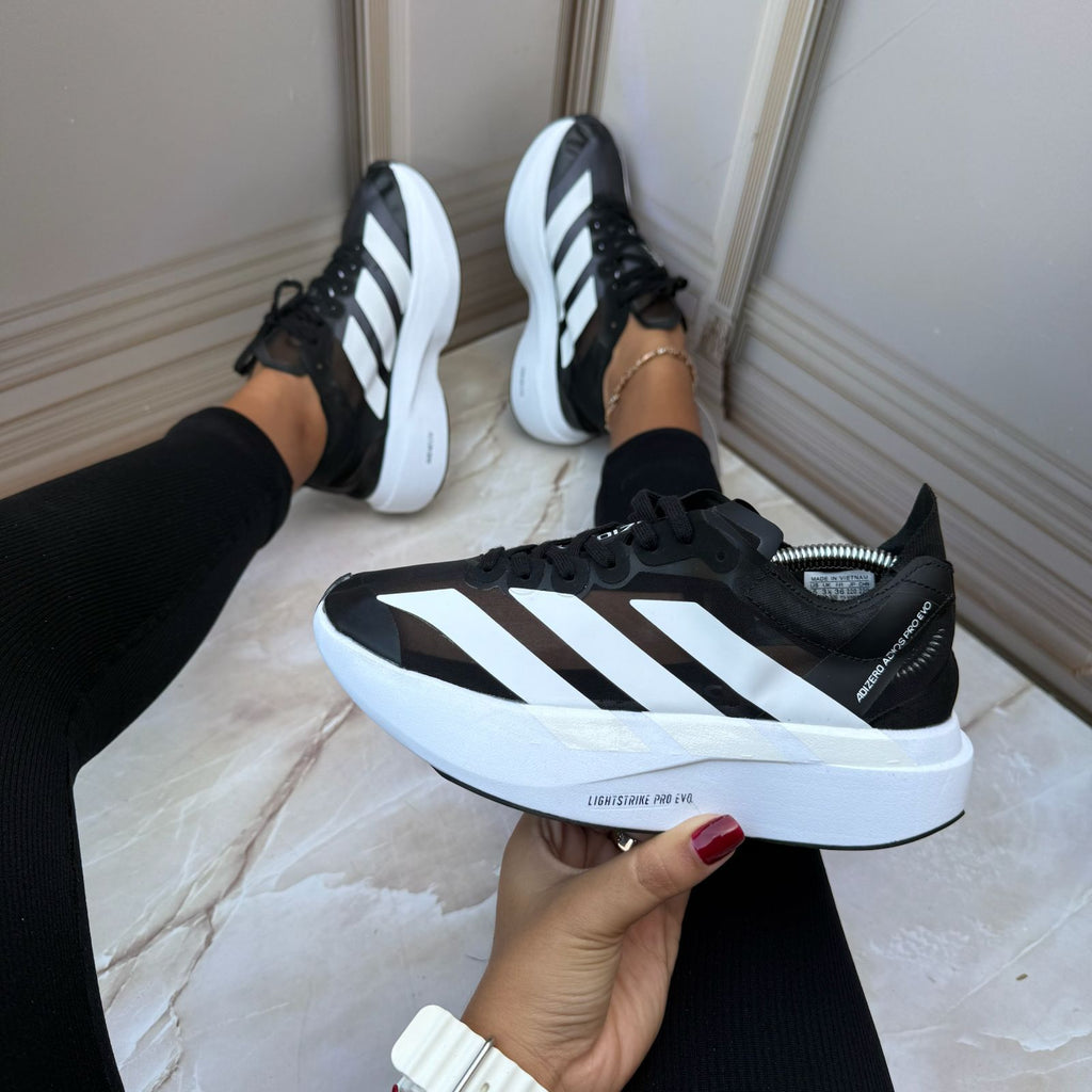 ADIDAS ADIZERO RUN
