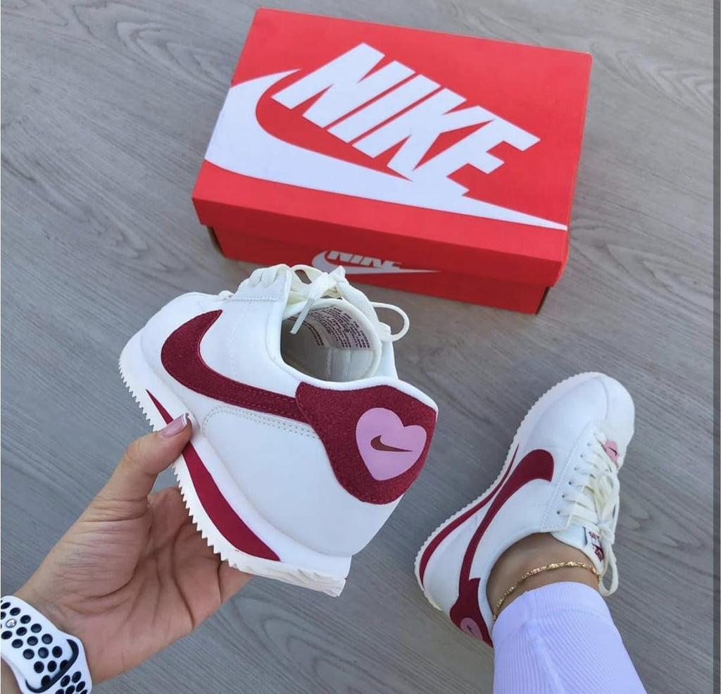 NIKE CORTEZ