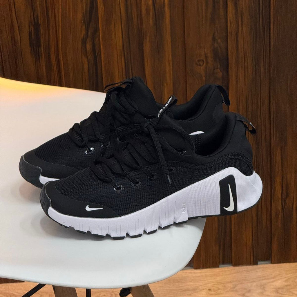 NIKE FREE METCOM 6