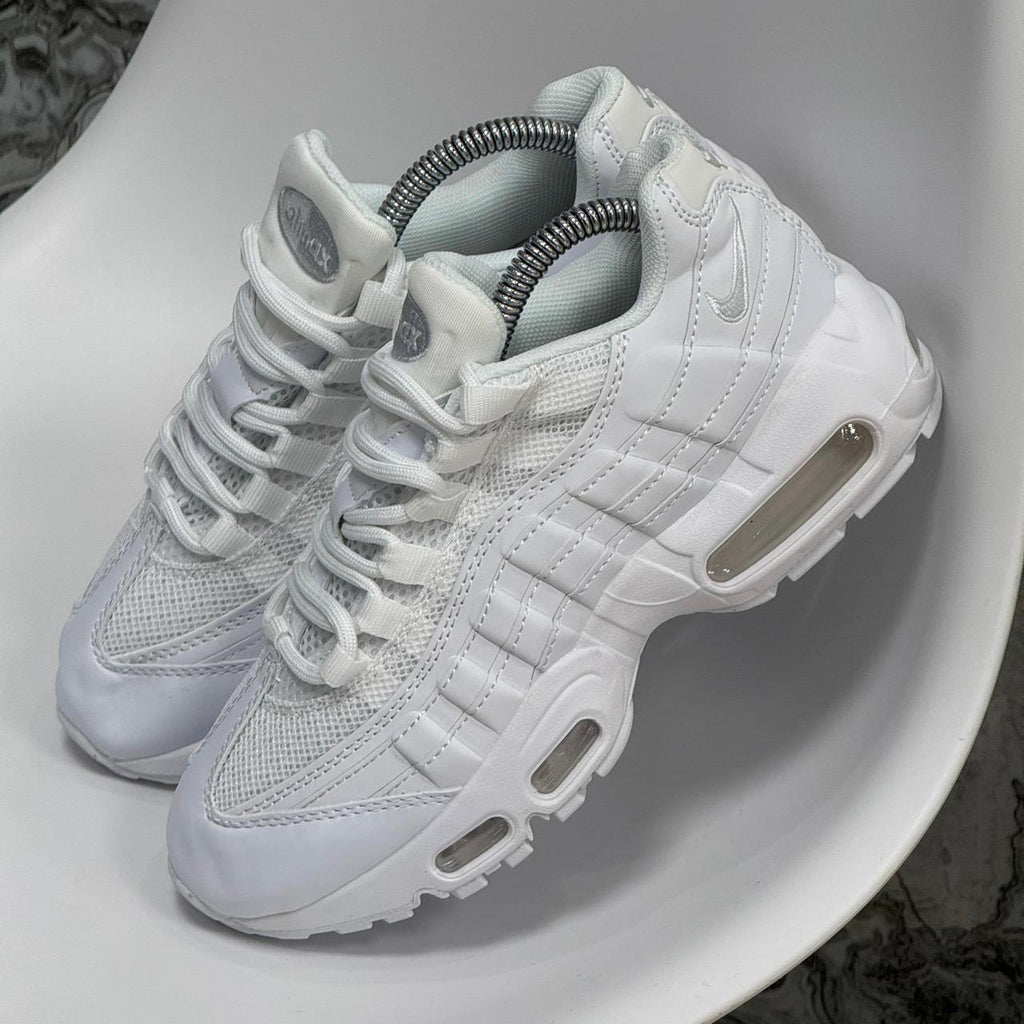 NIKE AIRMAX 7
