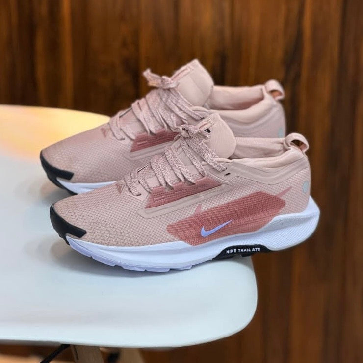 NIKE PEGASUS TRAIL - DAMA