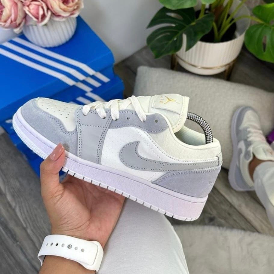 JORDAN 1 LOW - DAMA