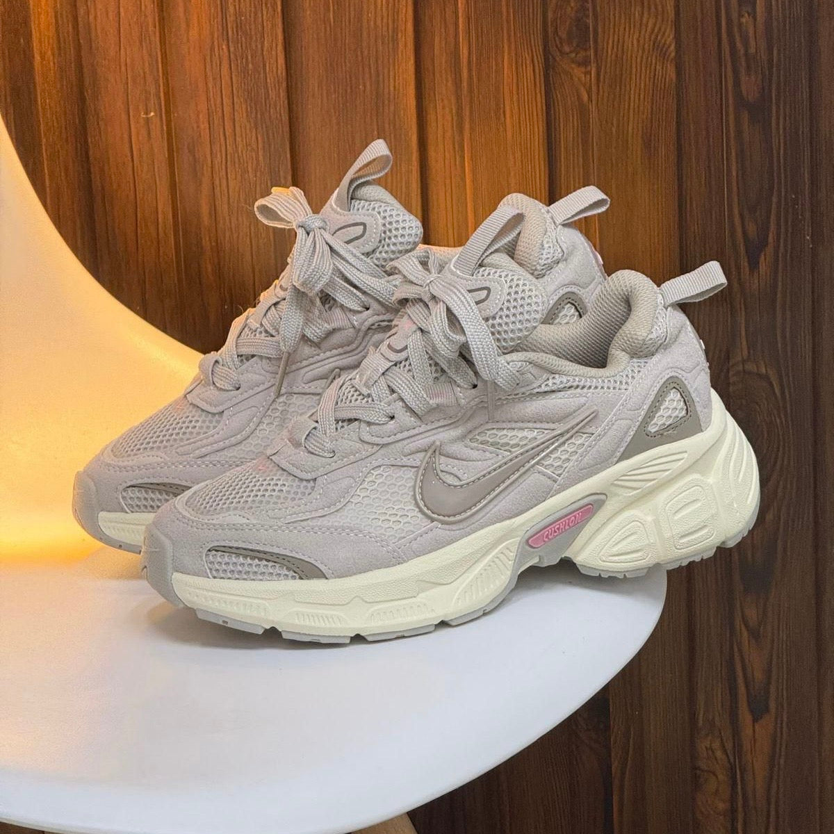 NIKE CUSHLON